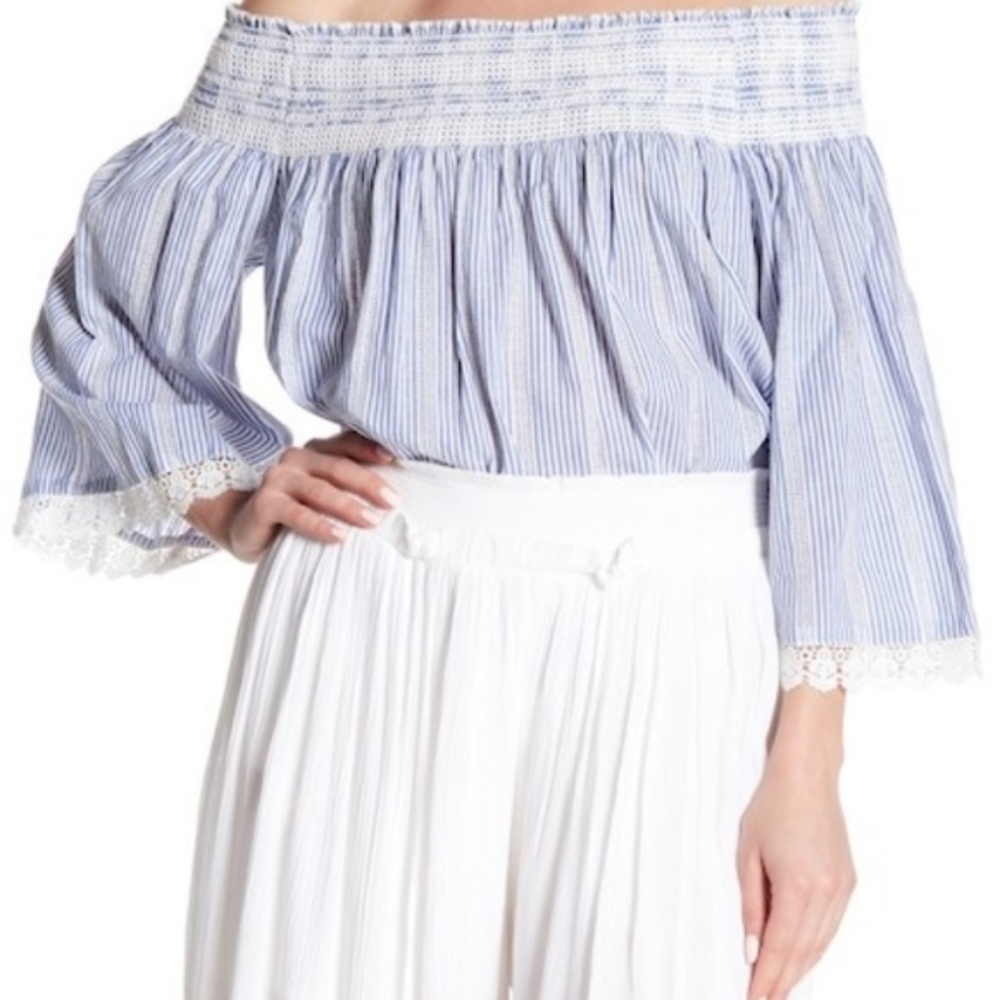 Women's Top Sizes S & M